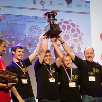 مسابقات برتر برنامه نویسی در جهان